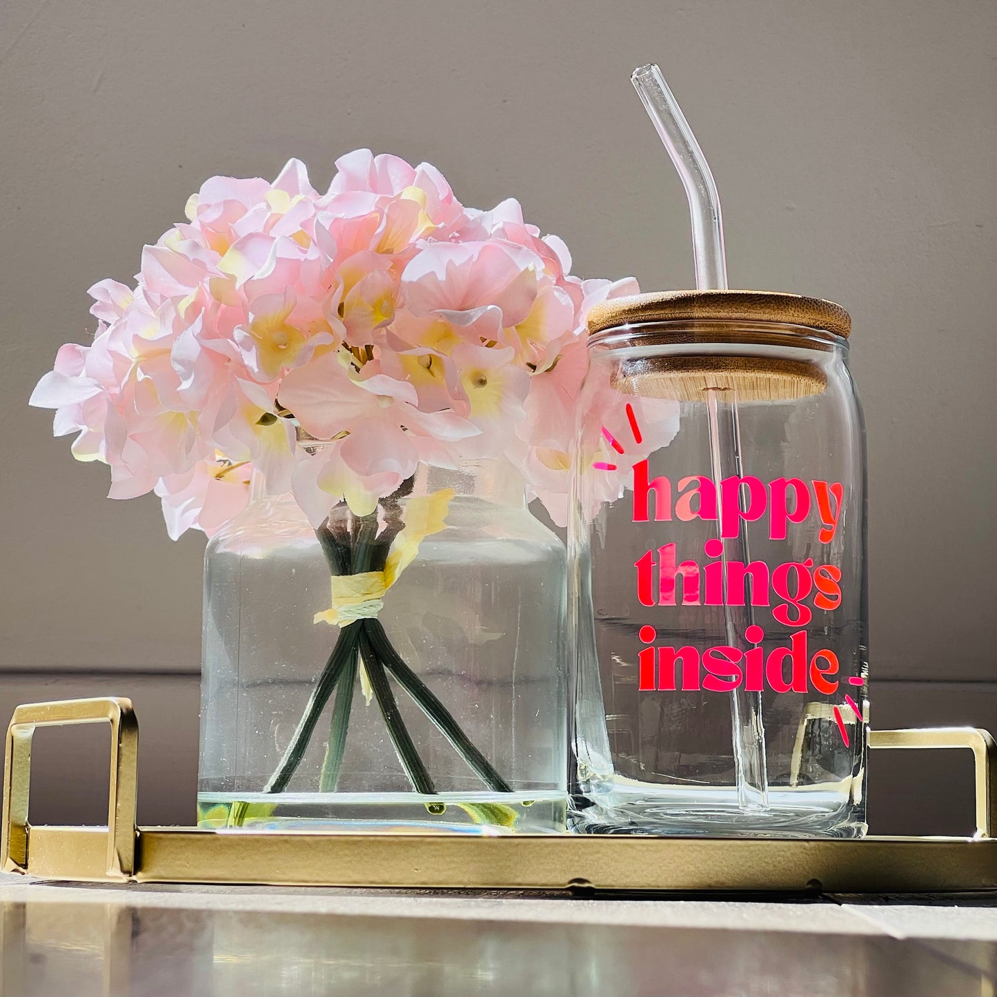 Can Glass- Holographic Happy Things Inside